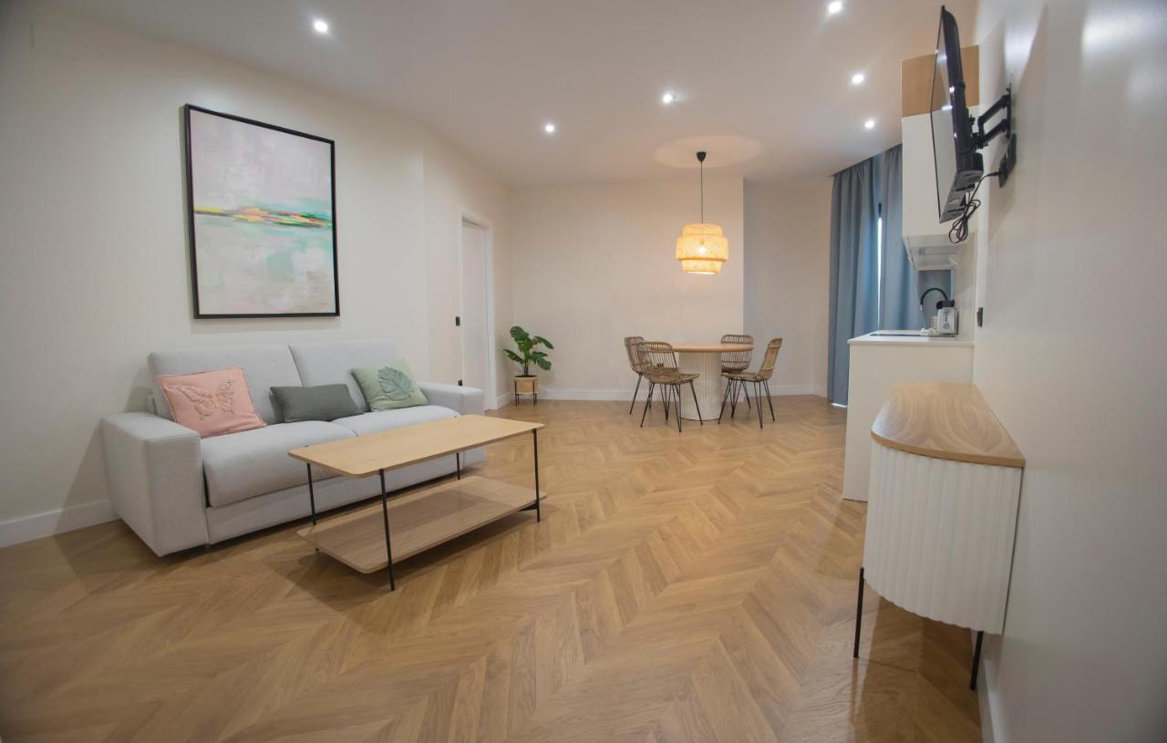 Oikos Apartamentos Turisticos Monesterio Εξωτερικό φωτογραφία